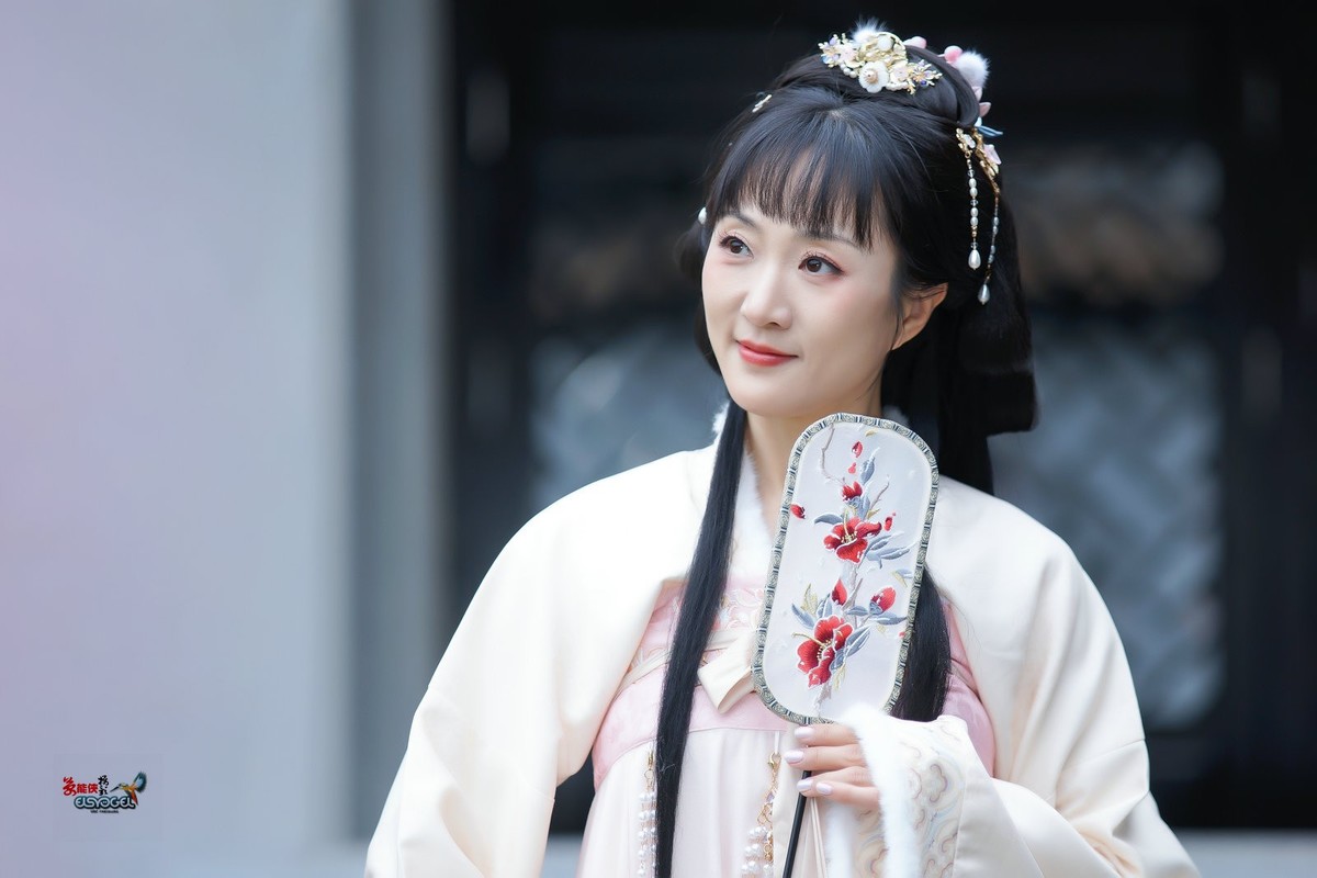 【冬日暖阳汉女】---牧原