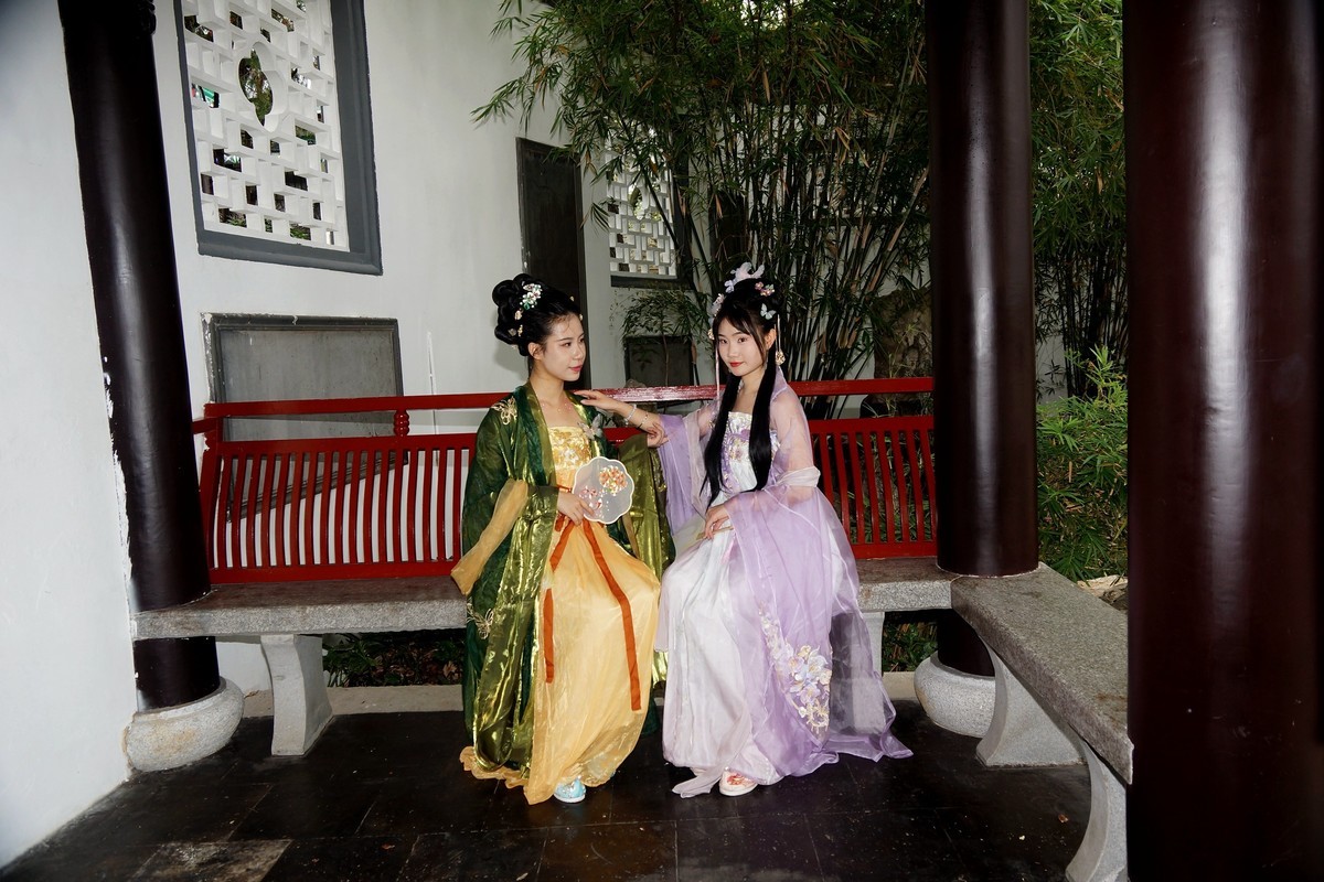 环境人像---古琴台的小姐姐！