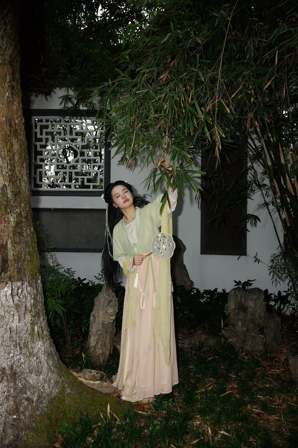 环境人像---古琴台的小姐姐！