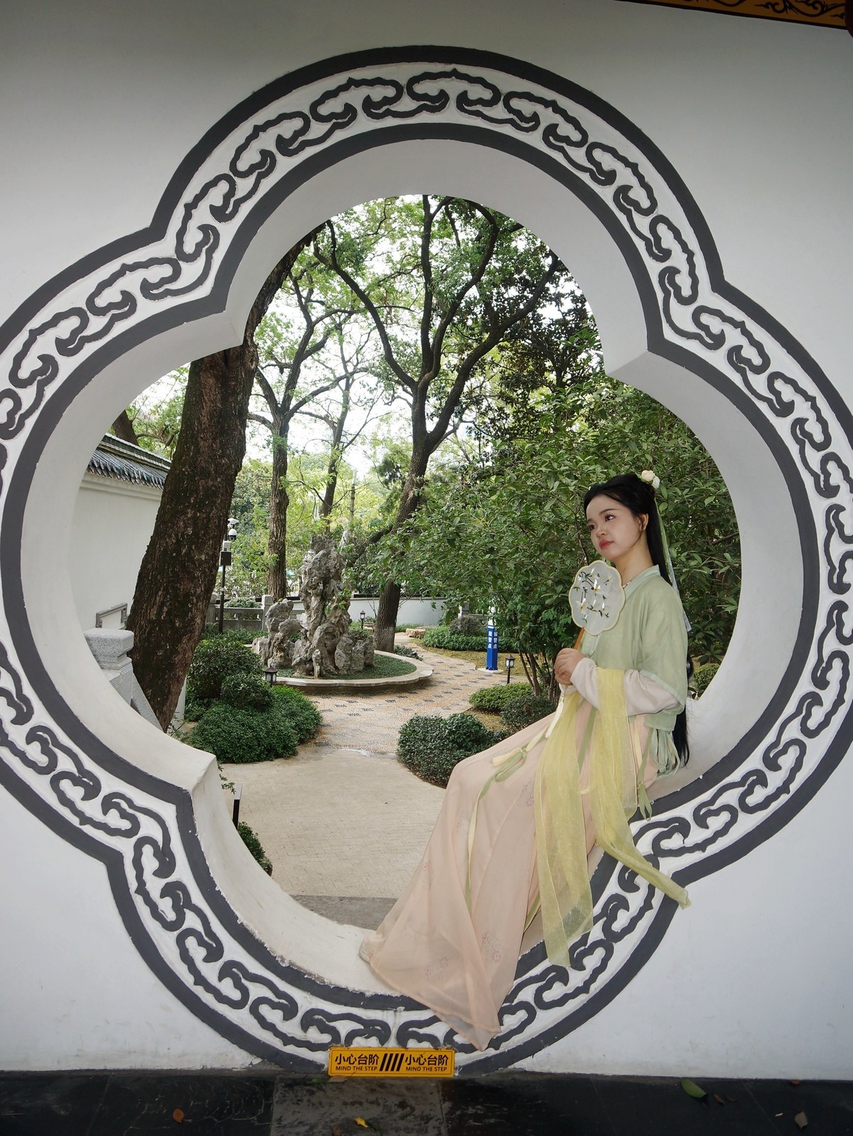 环境人像---古琴台的小姐姐！