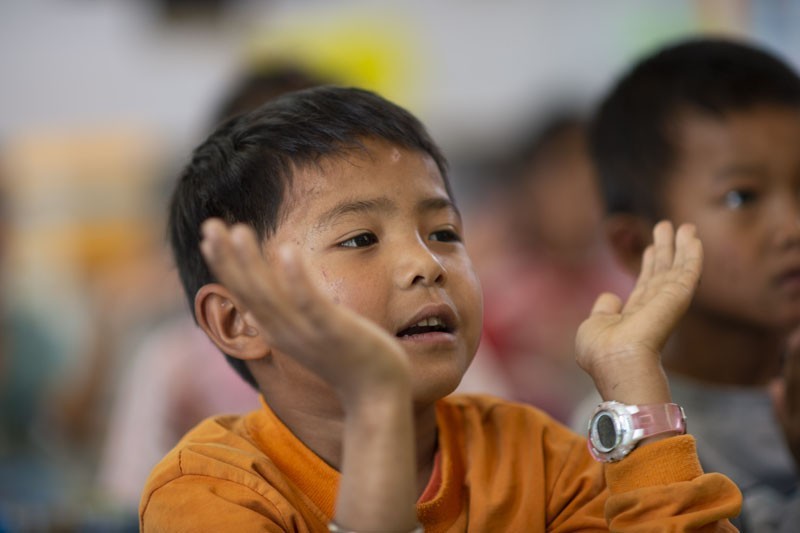 看官老爷们请给我的“云南沧源儿童项目”拍摄赐教赐教