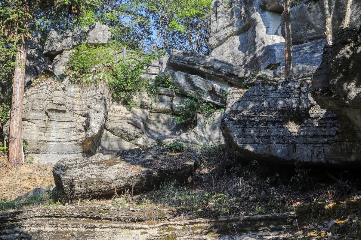 恩施梭布亚石林1----青龙台1