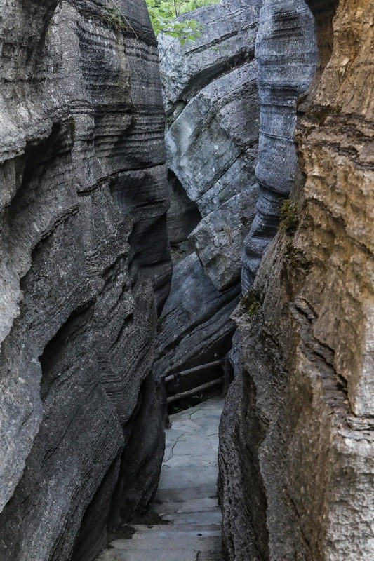 恩施梭布亚石林1----青龙台1