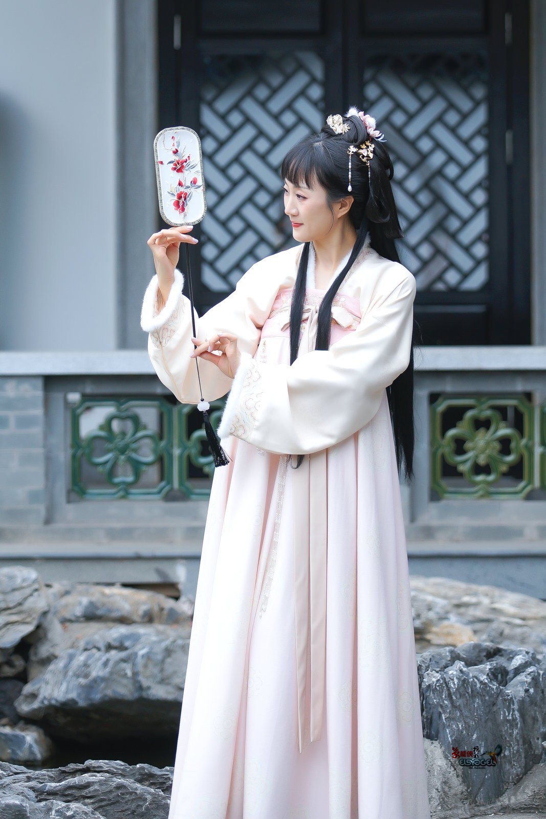 【冬日暖阳汉女】---牧原