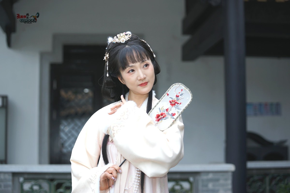【冬日暖阳汉女】---牧原