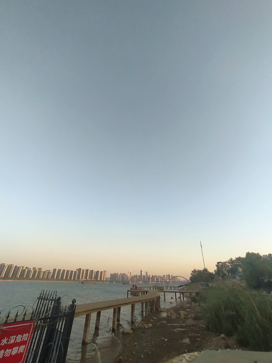 漫步星城 走街串巷（309）湘江秋水艳阳天