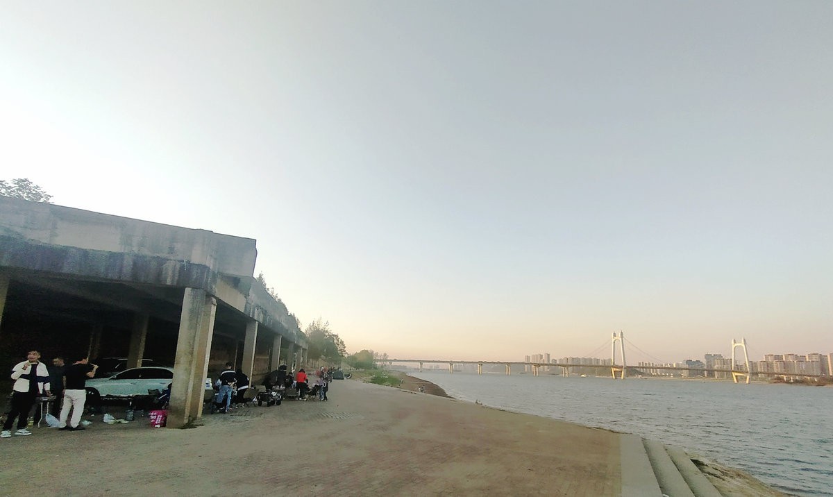 漫步星城 走街串巷（309）湘江秋水艳阳天