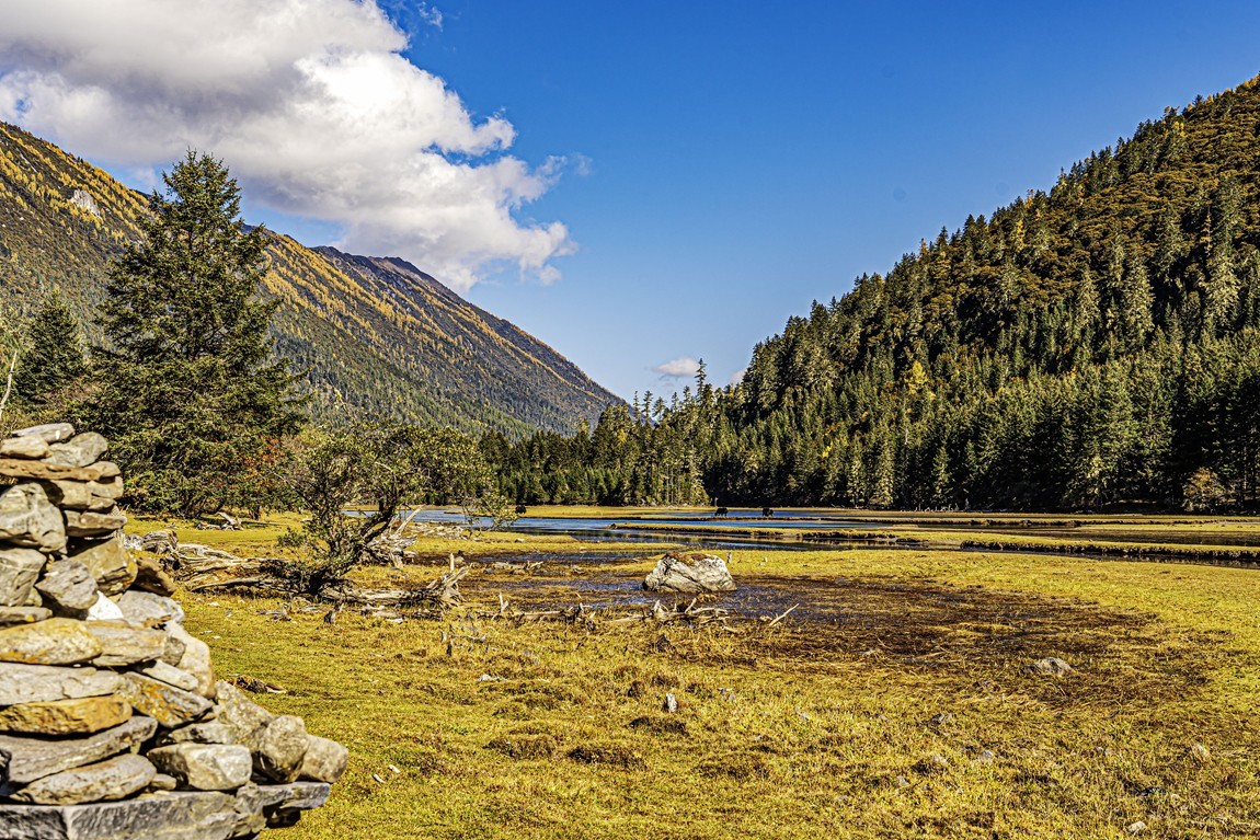 行走在318国道--初探月亮湖【8】