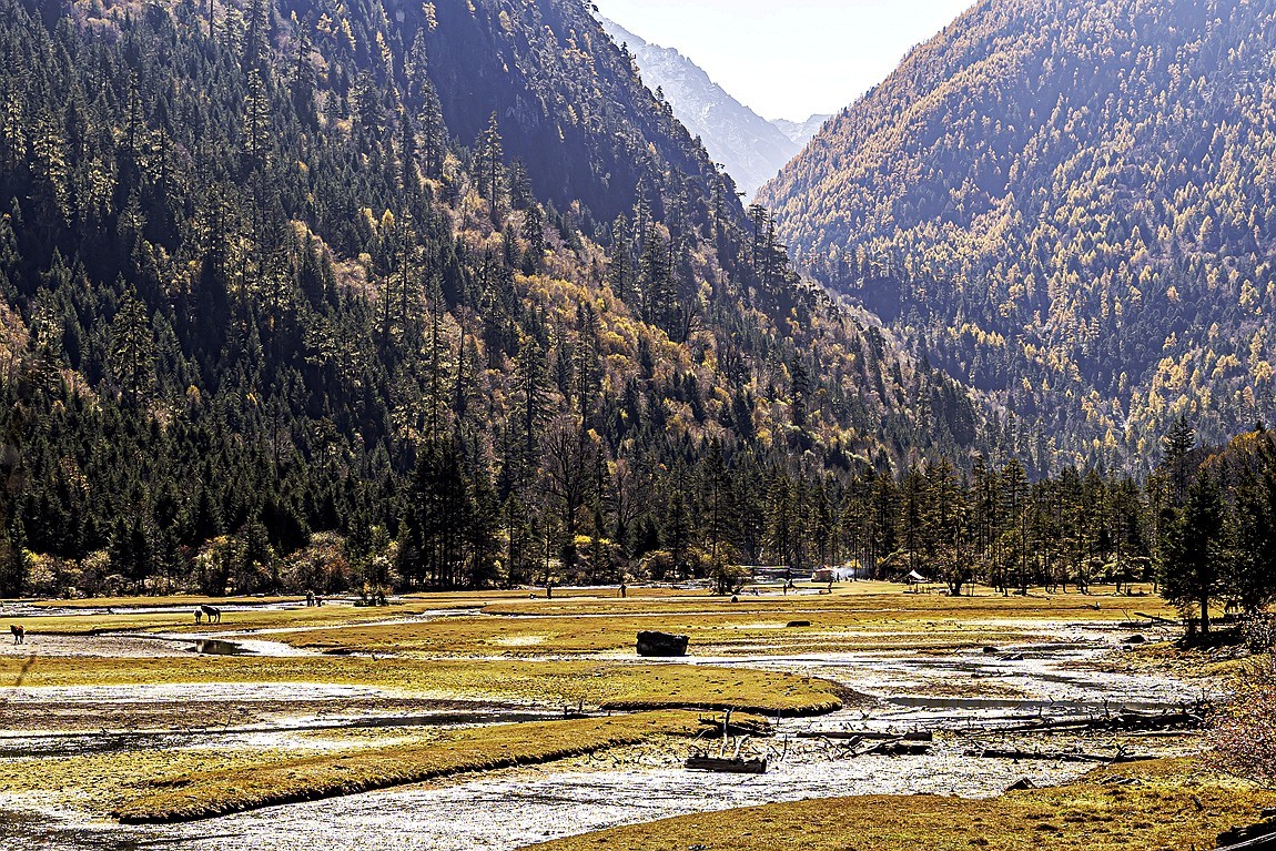 行走在318国道--初探月亮湖【8】