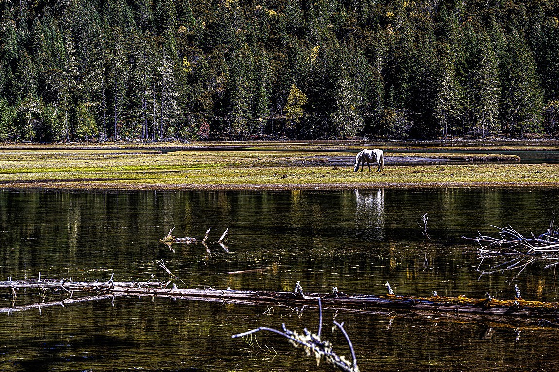 行走在318国道--初探月亮湖【8】
