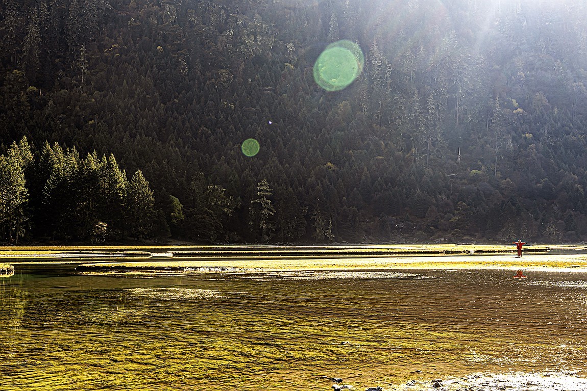 行走在318国道--初探月亮湖【8】