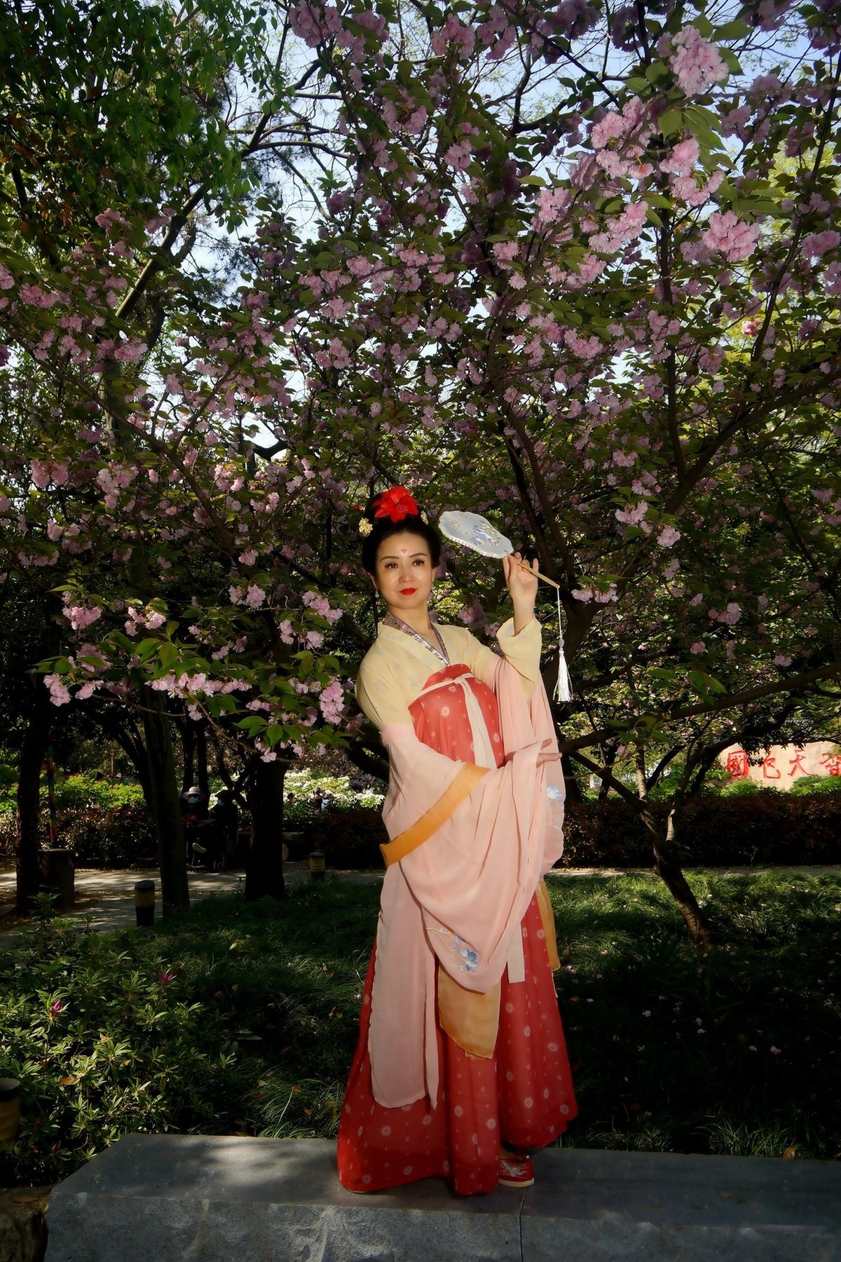 牡丹园的古装美女！