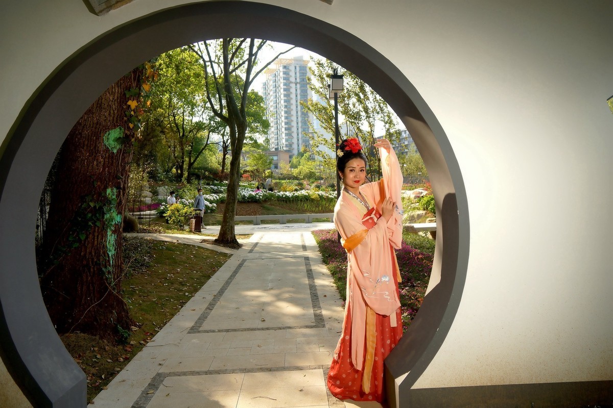 牡丹园的古装美女！