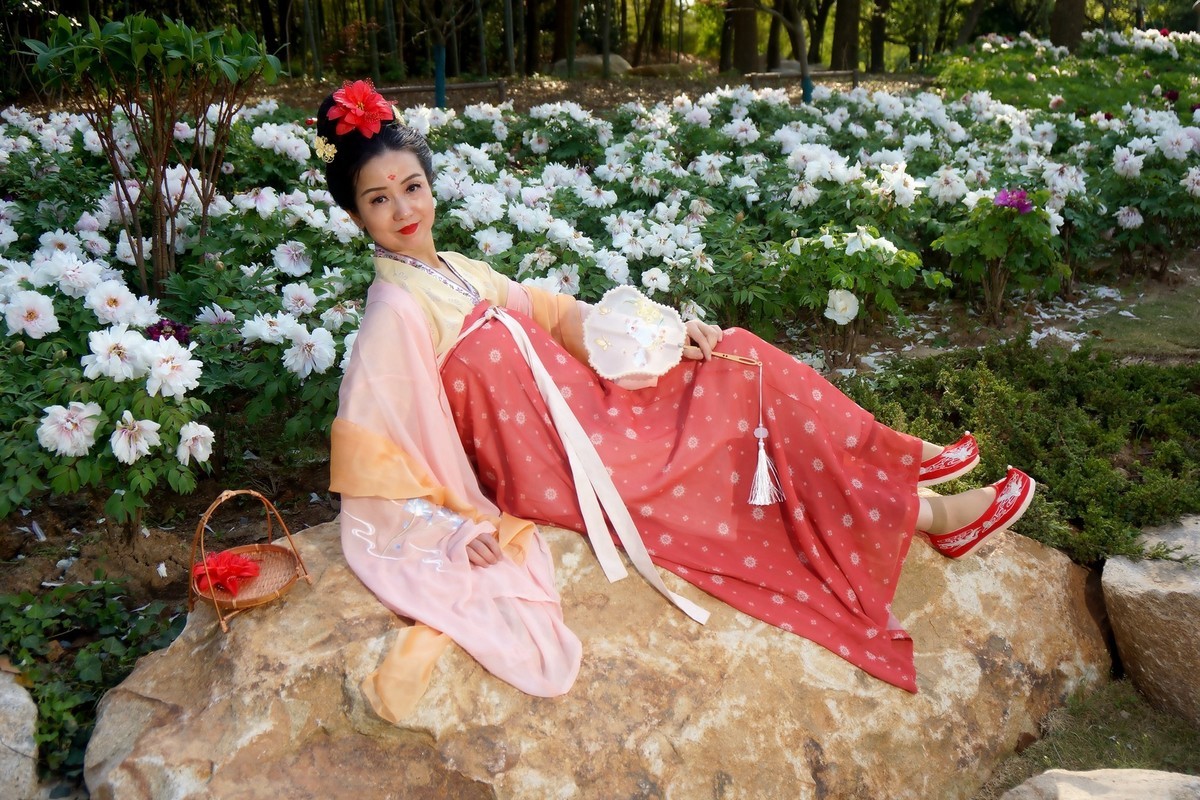 牡丹园的古装美女！