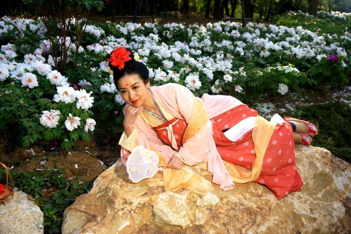 牡丹园的古装美女！