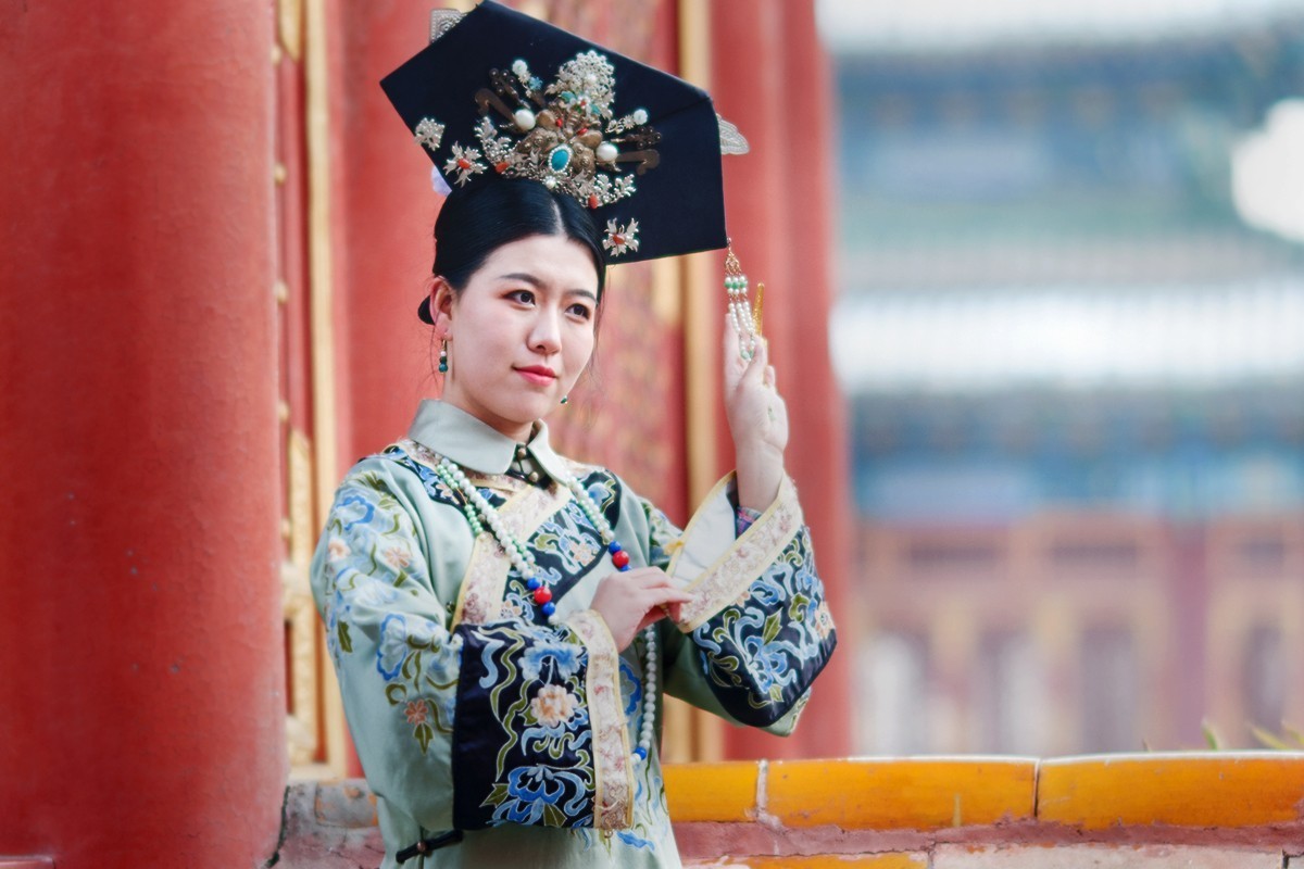 穿上古装展现另一种风格的美好自己