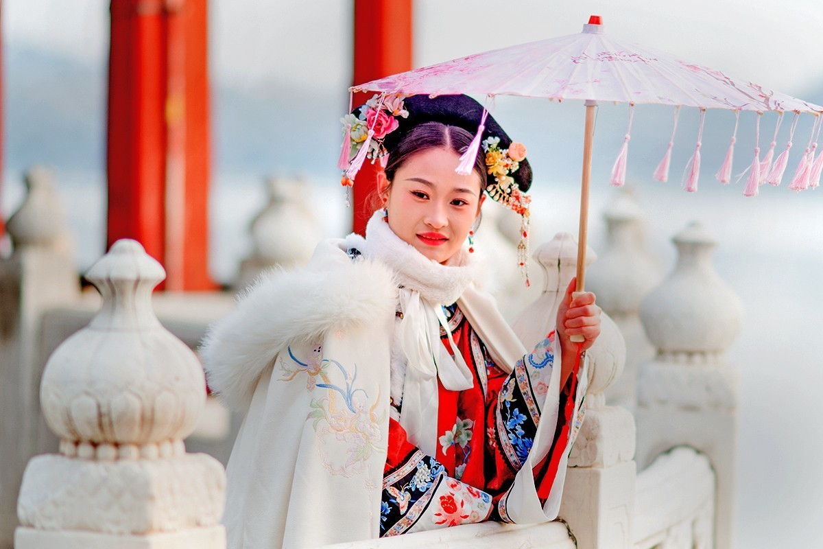 穿上古装展现另一种风格的美好自己