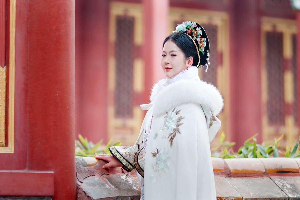 穿上古装展现另一种风格的美好自己