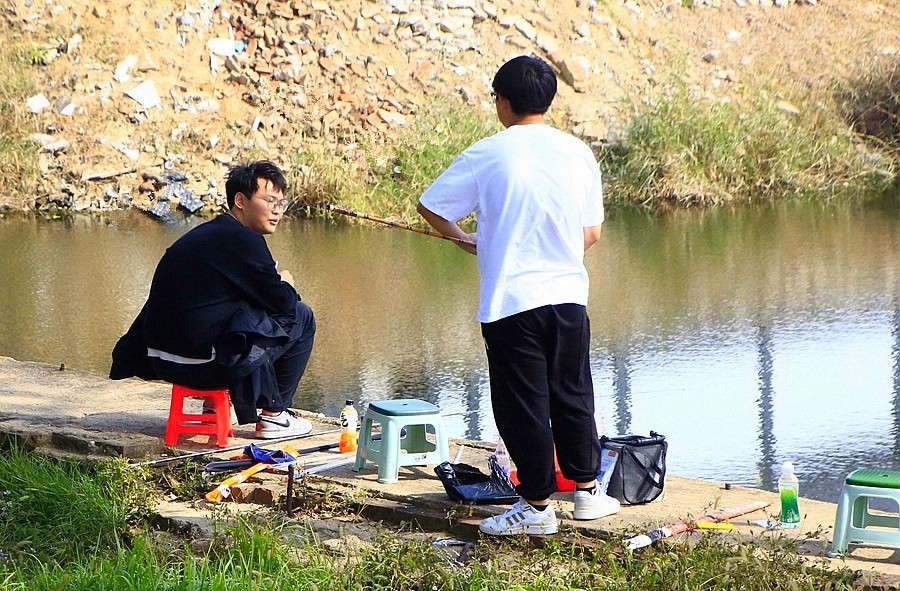 《不老松：纪实摄影》大美沧州系列報道：大运河畔钓鱼人！(3)