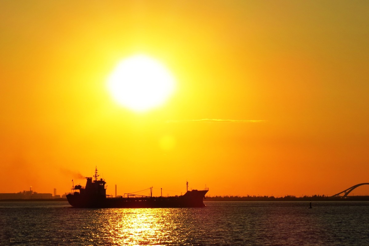 营口西海岸美丽的夕阳西下