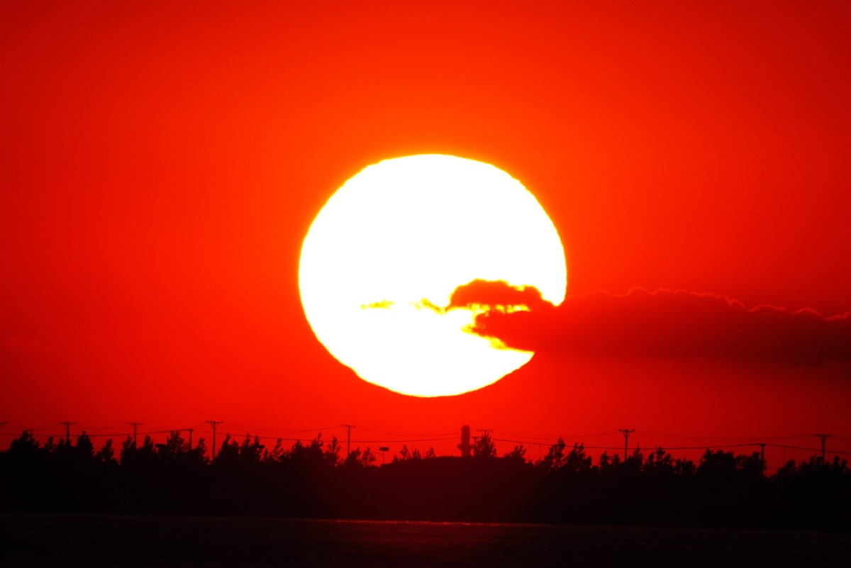 营口西海岸美丽的夕阳西下