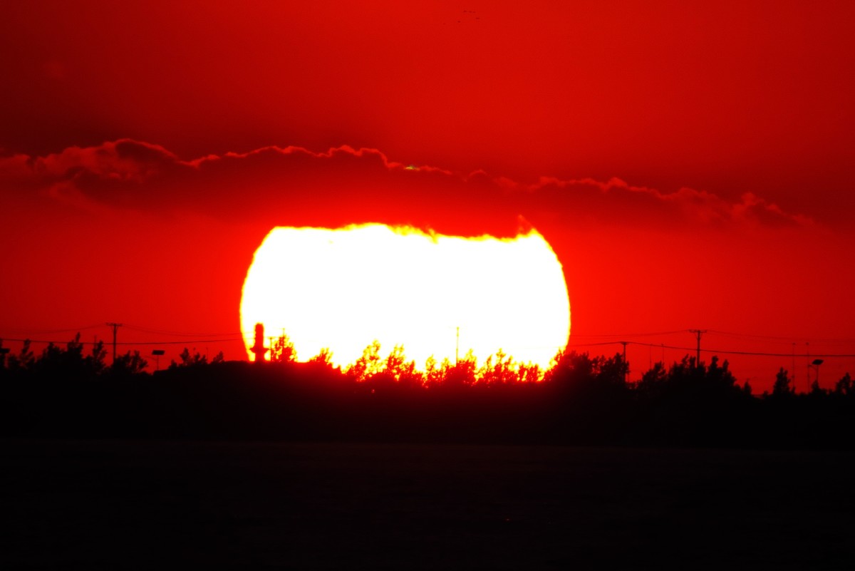 营口西海岸美丽的夕阳西下