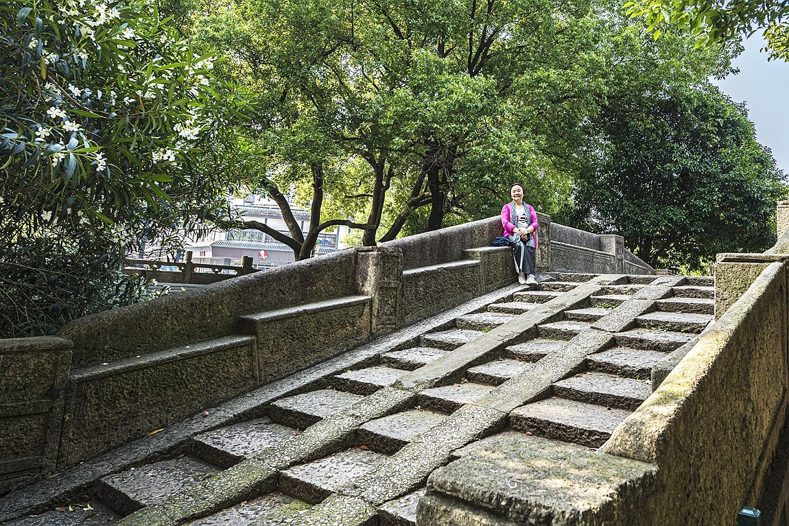 江南行【48】绍兴古城随拍--八字桥