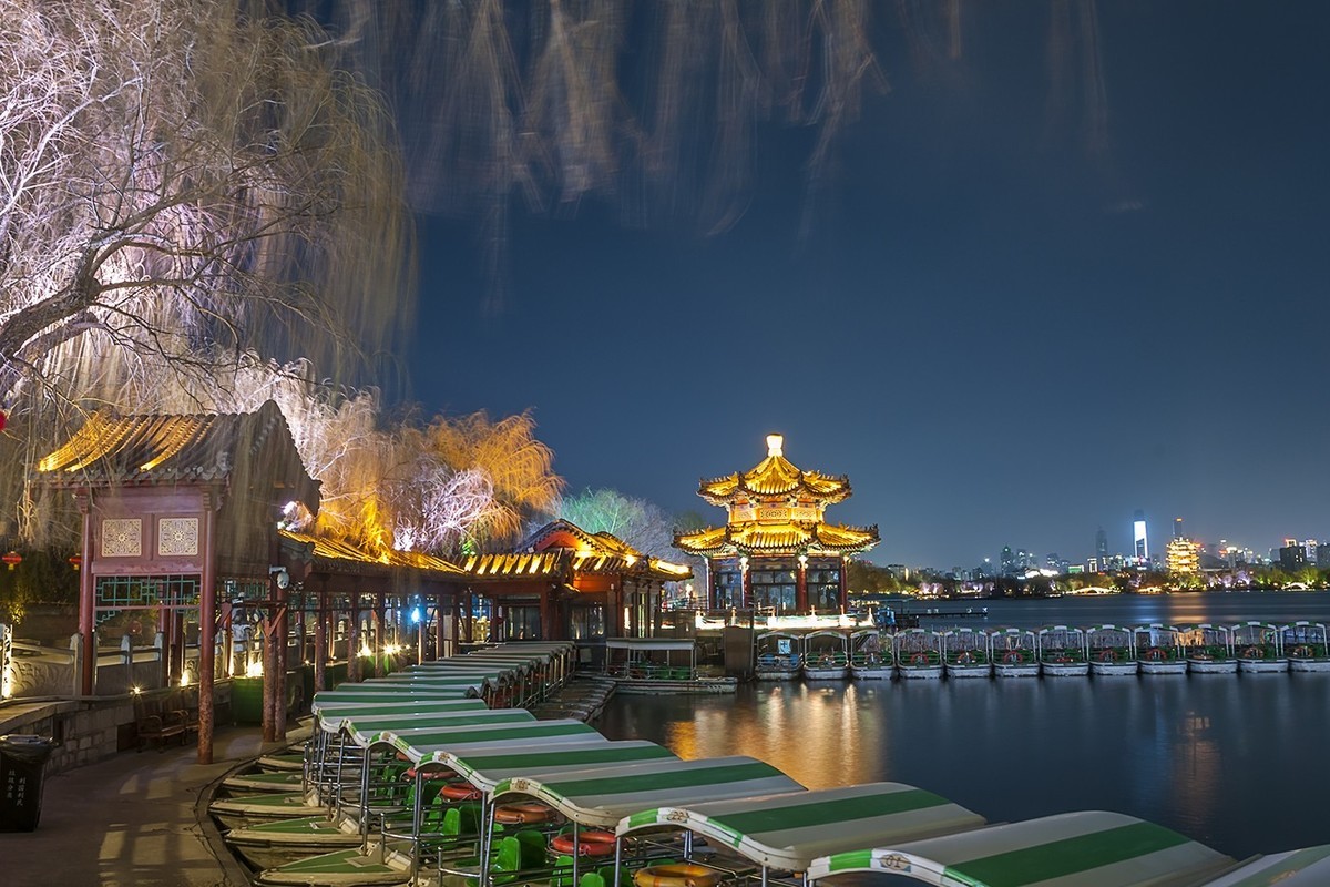 2025明湖夜色美-3