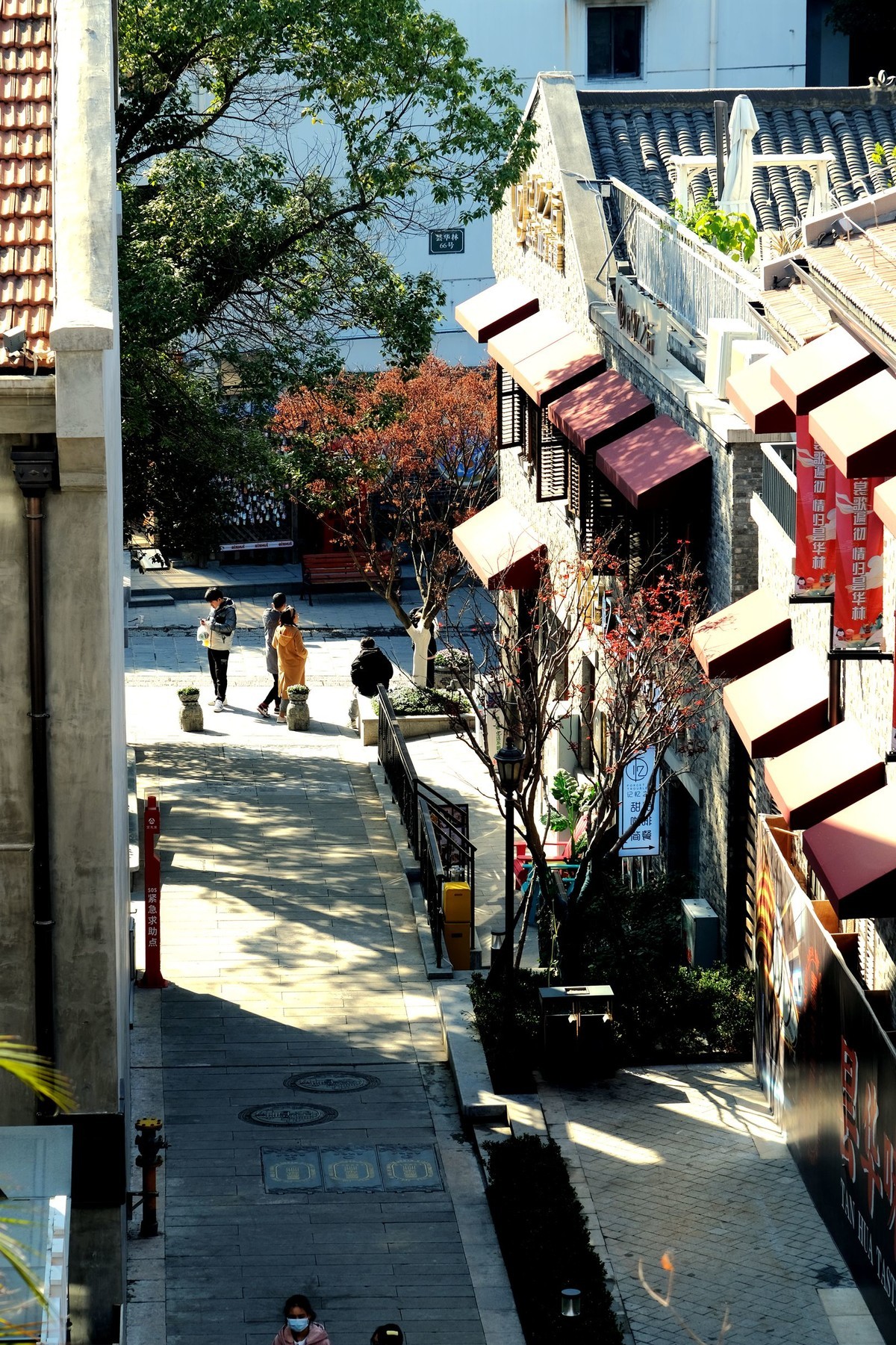 街拍武汉武昌区昙华林老街