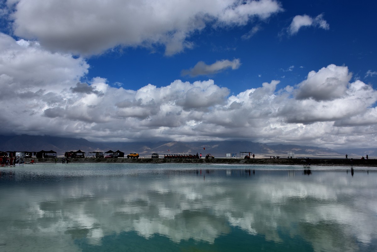 夏日青海甘肃大环线掠影——大茶旦翡翠盐湖【1】