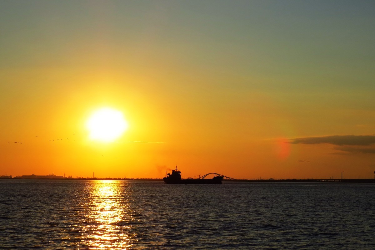 营口西海岸美丽的夕阳西下