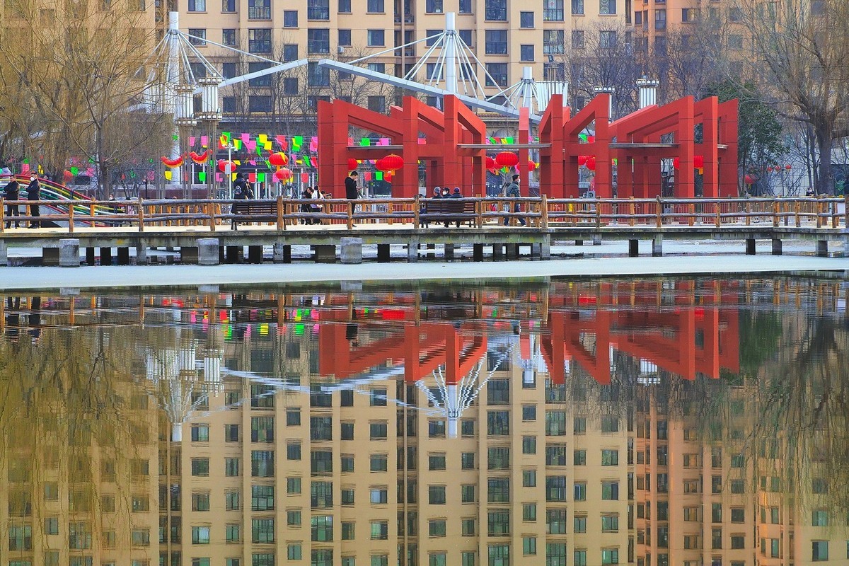 寒冬里的绿洲公园