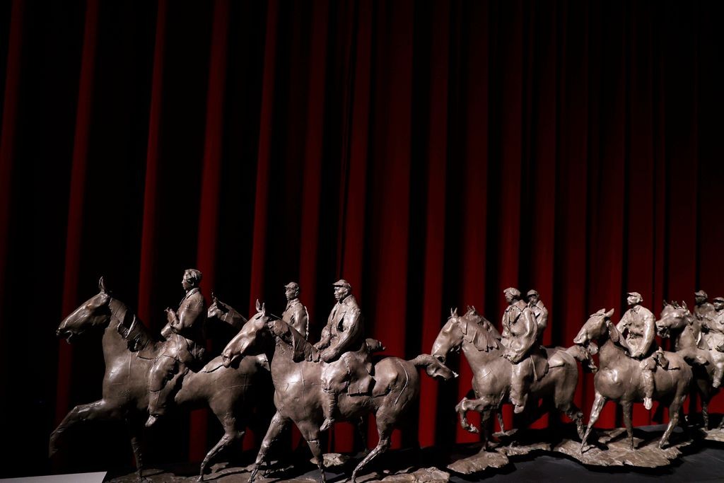 塔高水长---弘扬长征精神，延安精神美术作品展