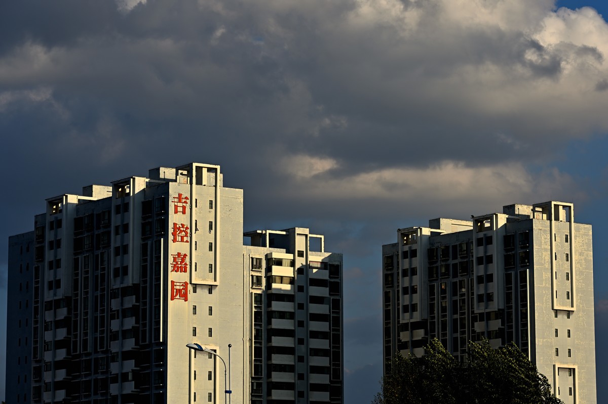 深秋夕阳伴我归续集