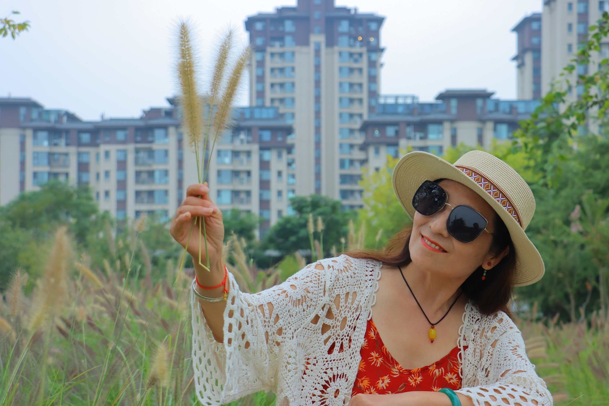 24 - 265 粉黛红了