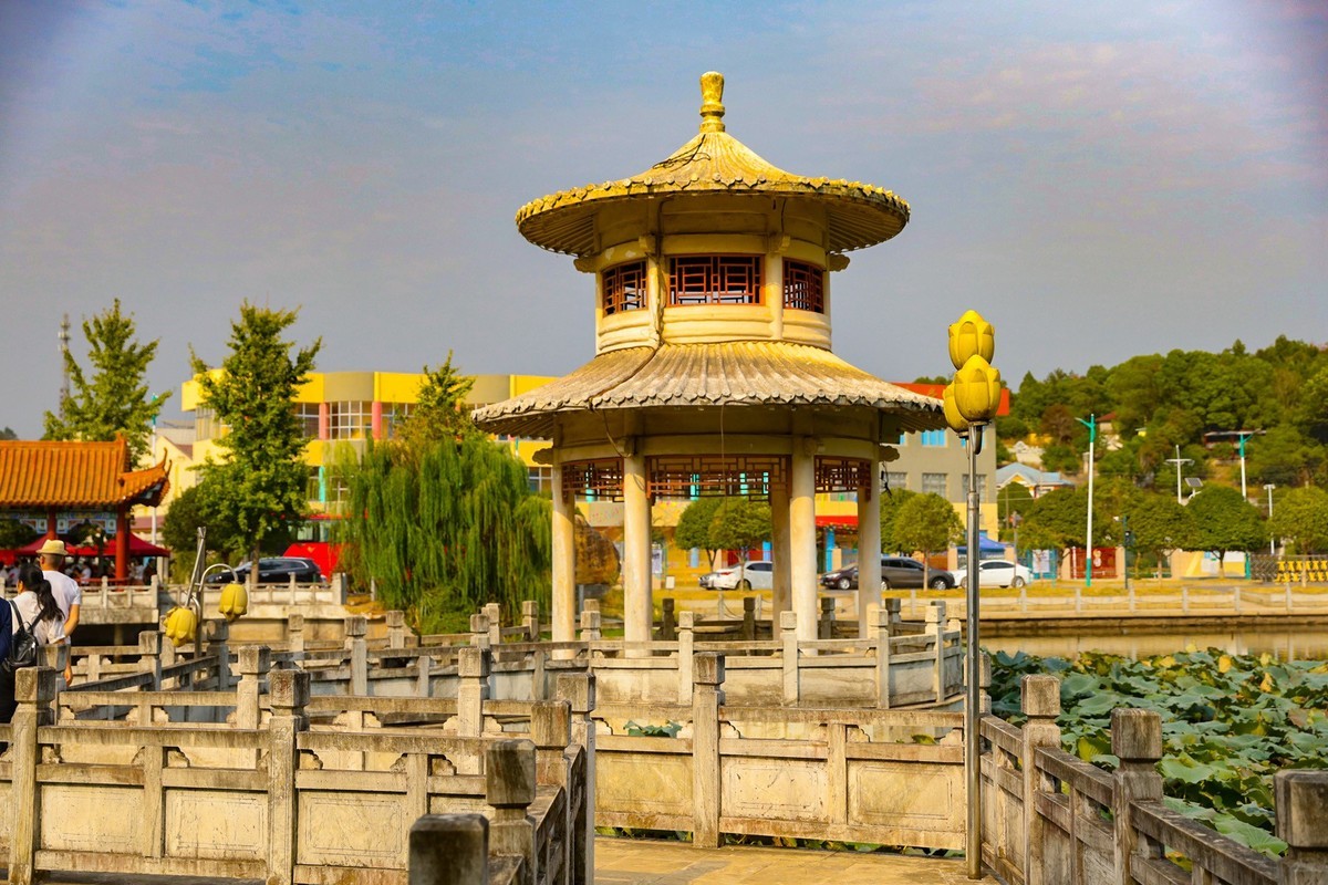 美丽新农村--江背镇狮子山公园