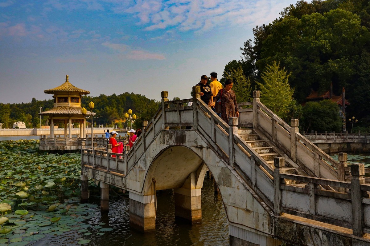 美丽新农村--江背镇狮子山公园