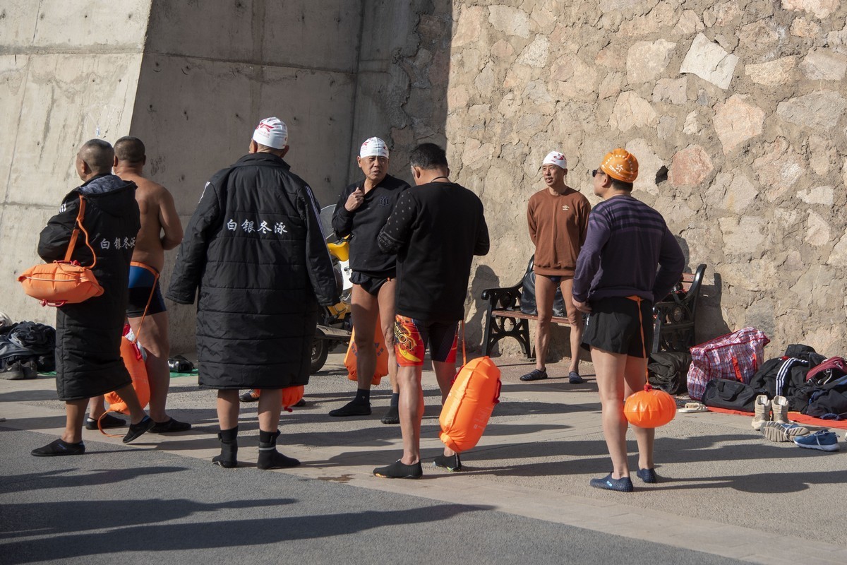 2024年元旦兰州冬泳花絮