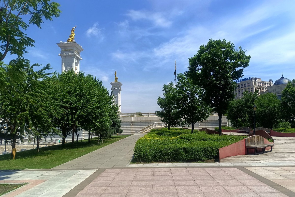 走走拍拍——江边行（4）