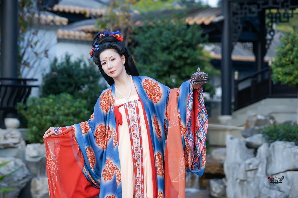 【国风古韵美女】---婉灵