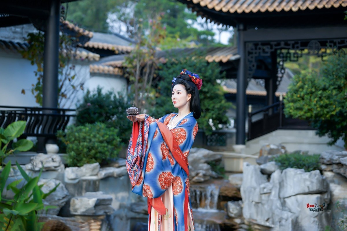 【国风古韵美女】---婉灵