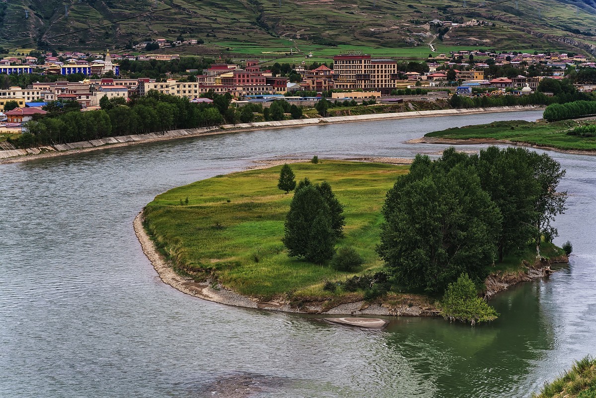 2022.07.川西避暑行 之 走进甘孜县