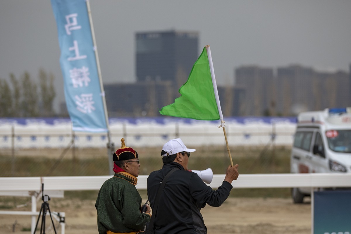 马都一瞥——背影