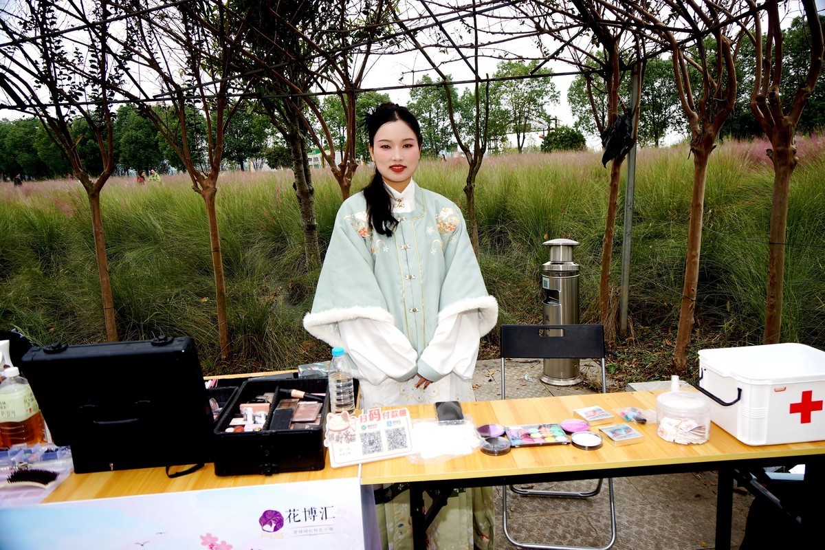 汉阳花博汇的古装美女！