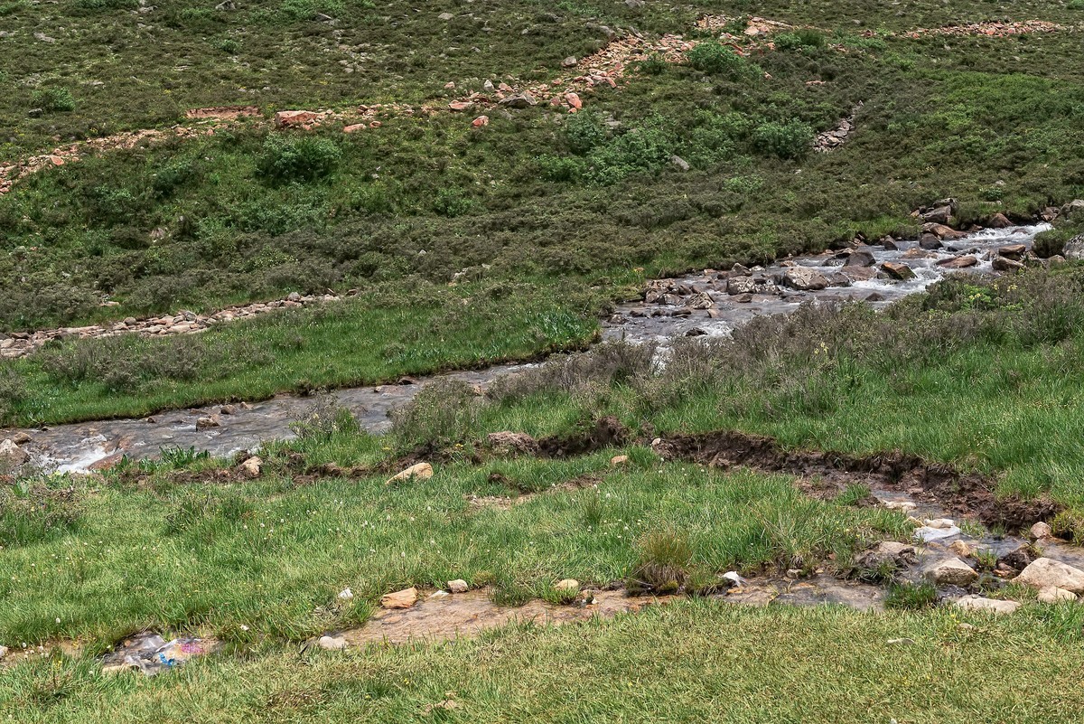 折多山 · 红海子