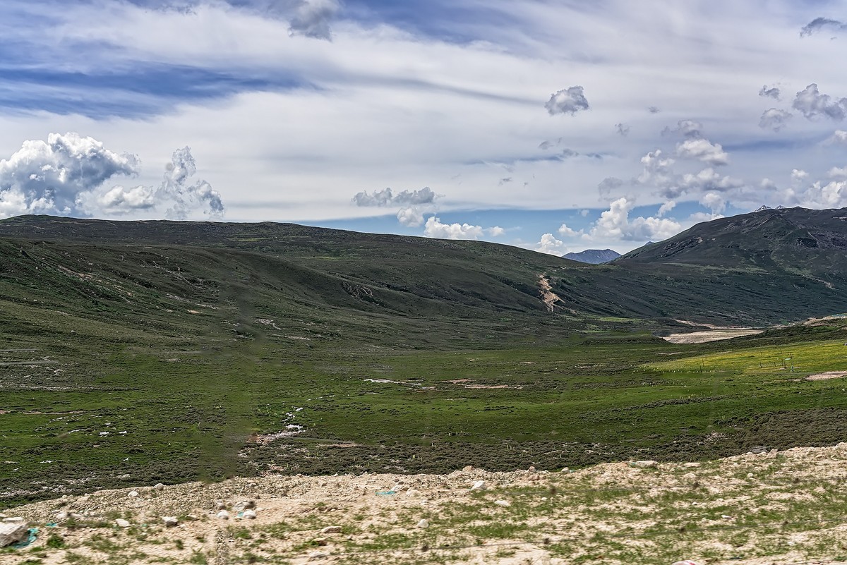 折多山 · 红海子