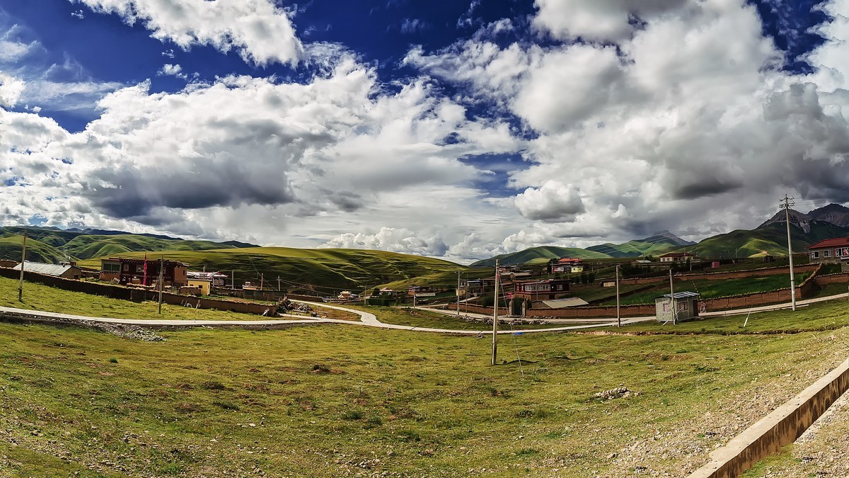 2022.07.川西避暑行 之 走进甘孜县