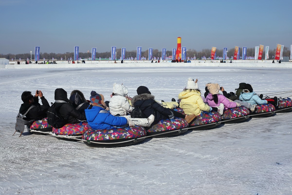 冬日江面上         3