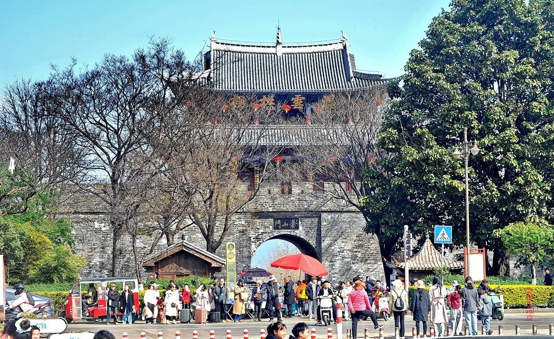 25年春节大理古城 五华楼