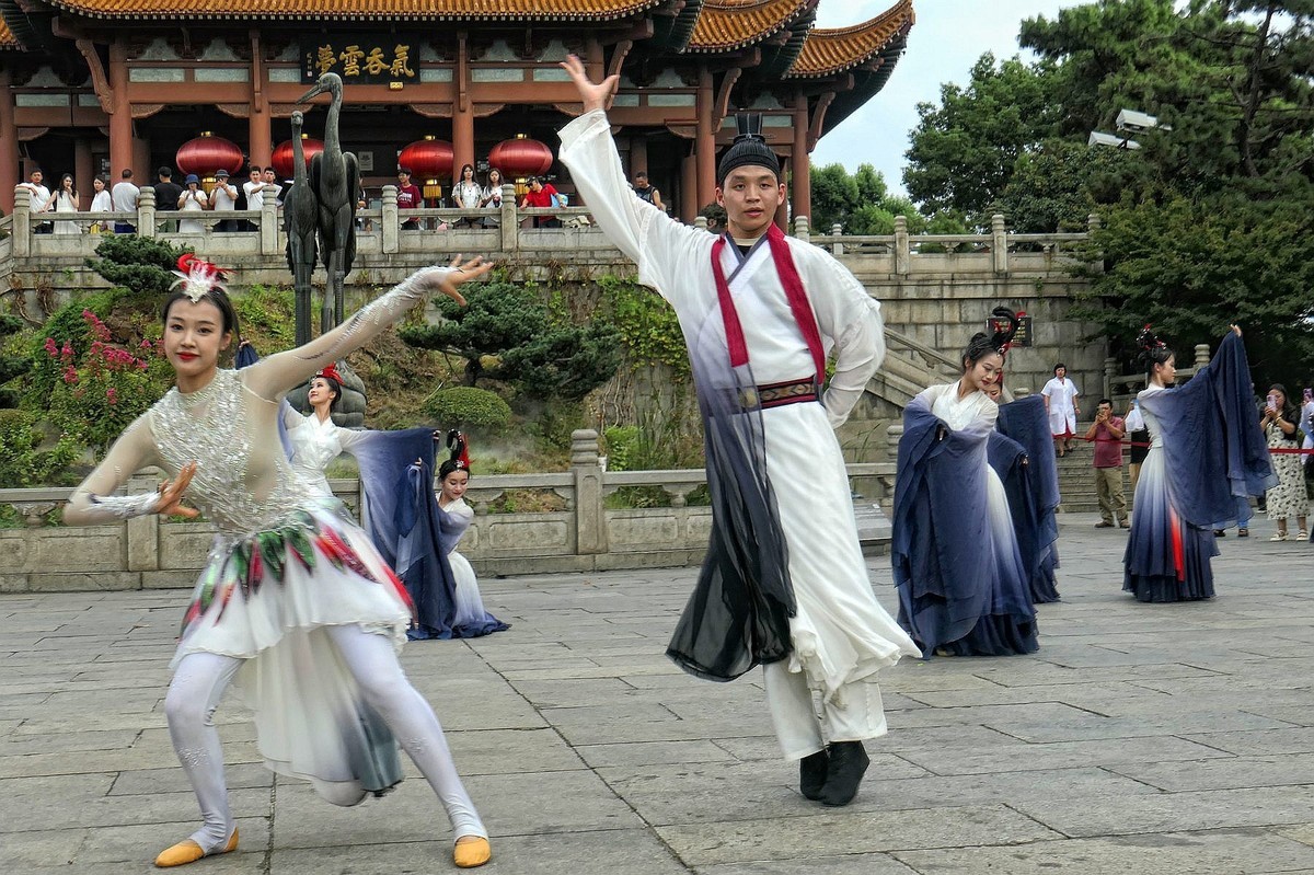 黄鹤楼舞蹈之四（完）